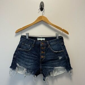 Trendy Frayed Hem Jean Shorts